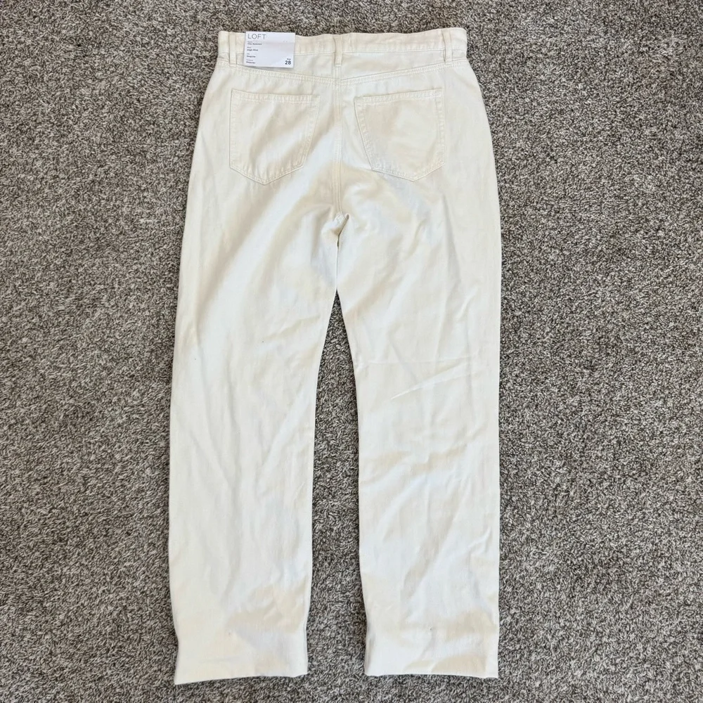 LOFT NWT High Rise Full length Straight Jeans In Popcorn Size 28 - Picture 8 of 9